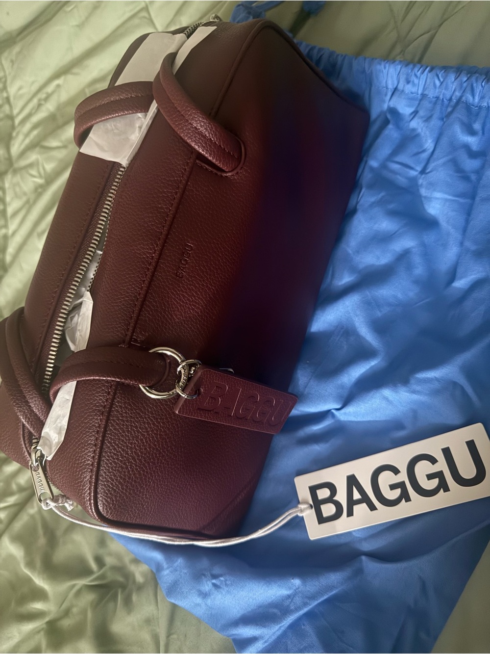 BAGGU Burgundy Pebbled Leather Shoulder Bag - Picture 5 of 8